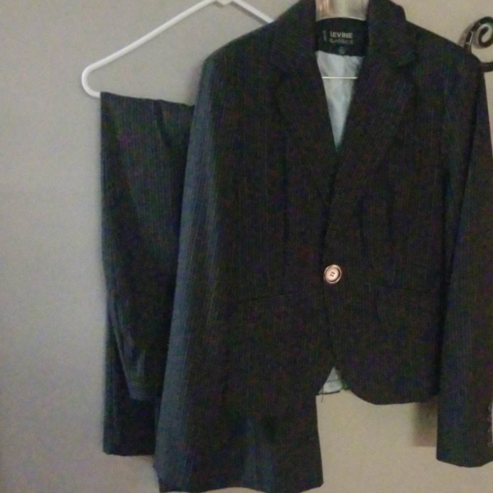 Navy blue pin striped pant/jacket suit